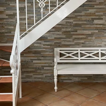La Casa Di Vesta